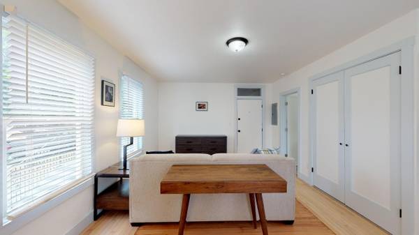 $1,225 Estudio acogedor con esquina! ¡Obtén un mes de alquiler gratis! (Tacoma)63850755290753123