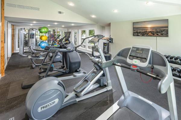 $1,895 / 1br - 675ft2 - Near Transit, Major Employers, Colleges & Shops, Business Center (Kirkland)63808106950275120