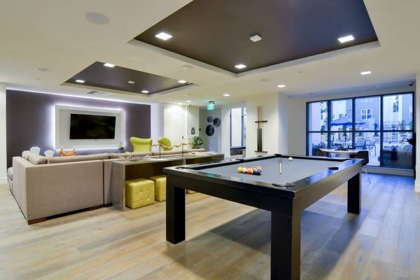 $4,533 / 2br - Reliable Cell Reception, Situated in Mountain View!, 2/bd 2/ba (mountain view)63888989685761122