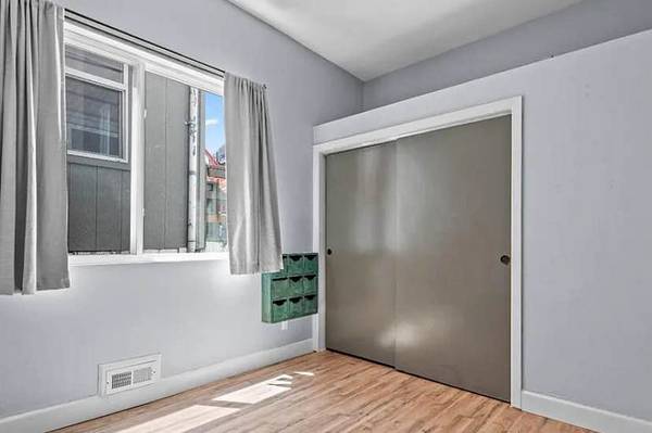 Room Available Now - 3 bed/2 bath townhouse in Mission District 1