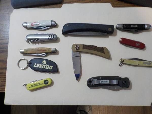 POCKET KNIVES 1