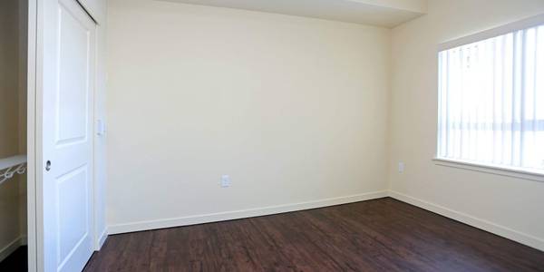 $1,198 / 1hab - 1/dor 1/ba, Sala comunitaria con cocina completa, ventanas de doble panel (6010 Tutt Blvd, Colorado Springs, CO)63686727333889121