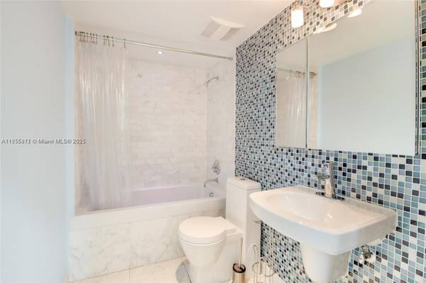 $5,800 / 2br - Come and enjoy this incredible penthouse (401 Jefferson Ave)64051005235587124