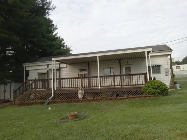 $550 / 2br - 2br 1ba mobile home for sale for 10k or rent in retirement community (Altavista)63851969142019120