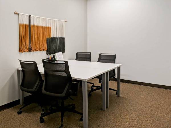 $70 A better way to work. Virtual offices at 32nd! (Fargo)64149663589506123