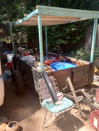 6' X 8' hauling trailer 1