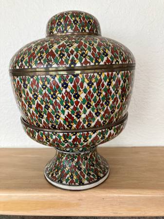 Thai Benjarong Jar 1