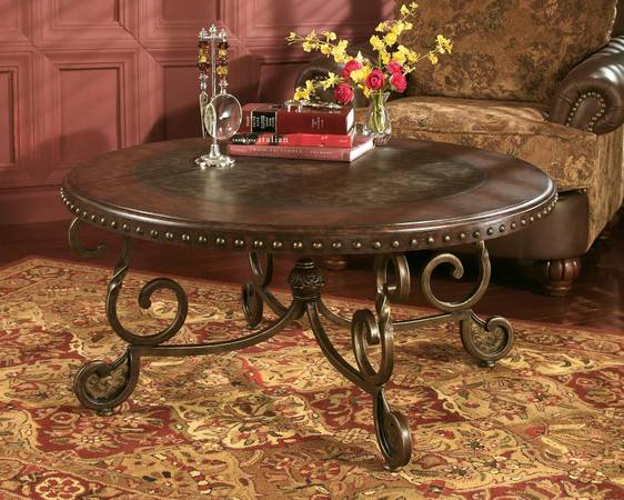 Beautiful Signature Design by Ashley-Rafferty Round coffee Table 1