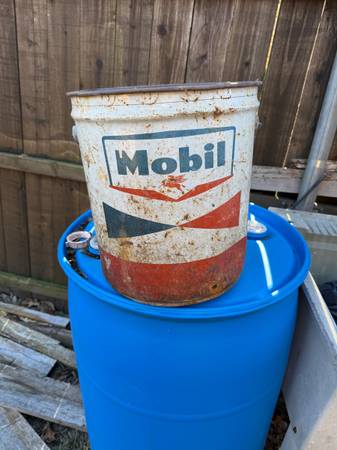 BARN CLEAN OUT - TOOLS - BOAT MOTOR - MORE 1