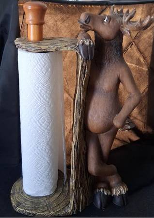 Moose Paper Towel Holder 1