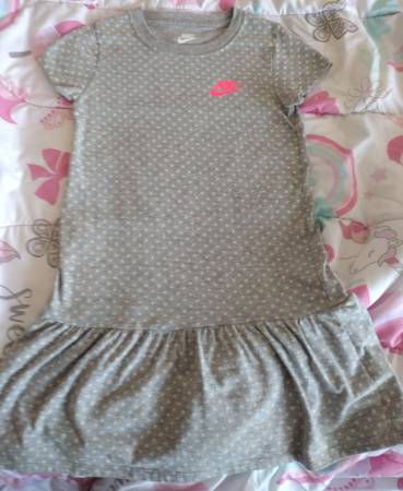 Nike Grey Polkadot Dress Size M 1