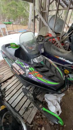 Looking to buy 1995 Arctic Cat zr700 1