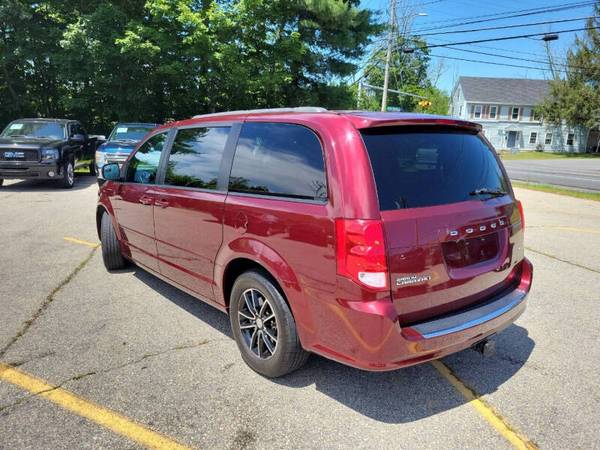 2017 DODGE GRAND CARAVAN GT-GARANTÍA-INSPECCIÓN-LIMPIO-BAJA MILLA-CARGADO - $8,995 (45 MINUTOS DE BOSTON)63615647536643124
