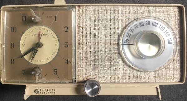 GE Clock Radios 1