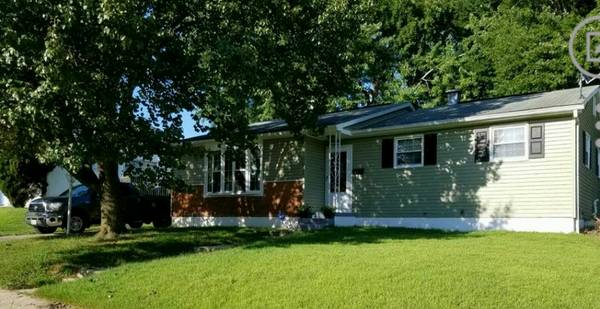 Basement Room for Rent Furnished!! 1
