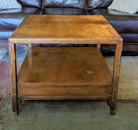 End / Coffee / Accent table 1
