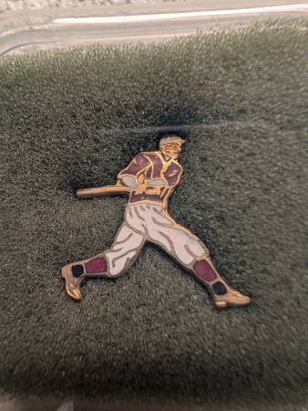 Pin - Batter Swinging the Bat - Mint Pinback 1
