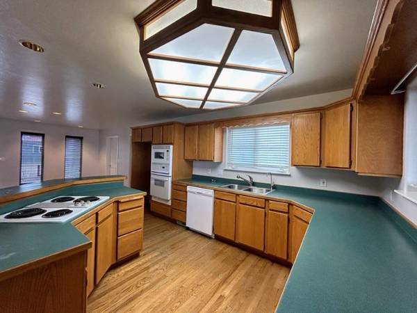 $1850.00 / 3br - 1800ft2 - Beautiful Country Home for rent in Buhl63682978358915122