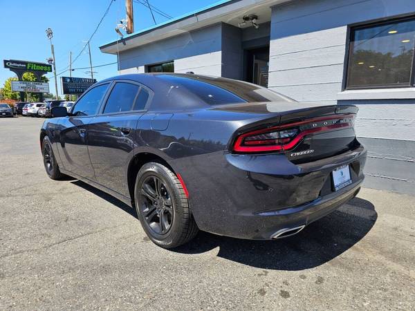 2019 Dodge Charger SXT 2C3CDXBG7KH513950 - $17,999 (Por la mejor selección de vehículos usados en s)63617194253057123