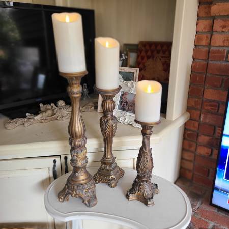 Fitz y Floyd, porta velas antiguos con diseño ornamental estilo francés - $20 (F5abd4b0025f186d7b554f29ac46d37c68ffea7b.1Mukilteo)63471460918275123