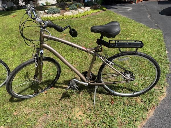 Specialized Men's 22" Bike for sale 1