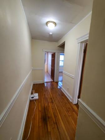 $2,400 / 1br - Mission Hill 1 Bed/1 Bath Apartment | Near Mission Park (Mission Hill)63699256250371124