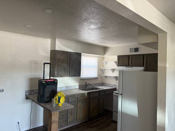 $1,000 / 2br - nice and quiet country home with horse corrals63687931924993122