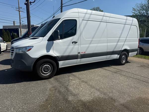 2020 Freightliner Sprinter 2500 1
