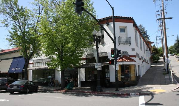 Executive Office With Waiting Room available on Lakeshore AVE 1