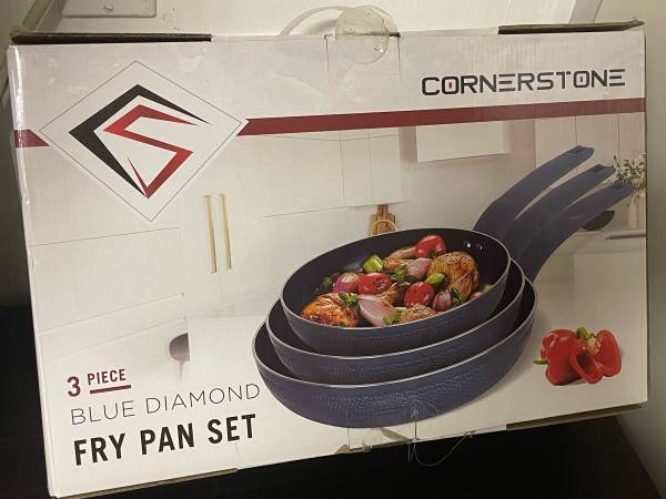 3 piece Blue Diamond Fry Pan Set (NEW) 1