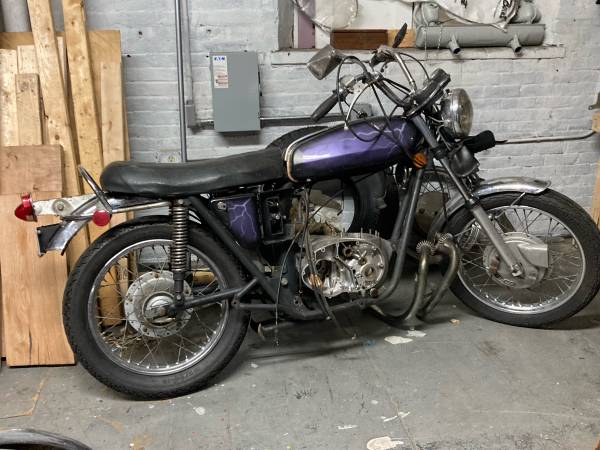 1970 BSA lightning 1