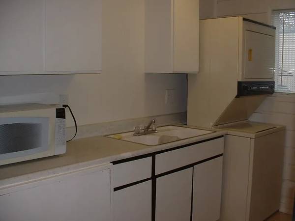 $760 / 4br - 130ft2 - Nice bedroom in a shared house (Auburn)64031308182658124