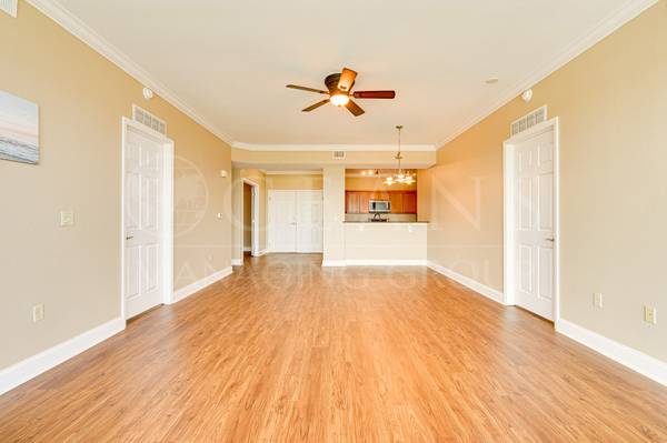 $2,595 / 2br - 1615ft2 - 2801 S Ridgewood Ave #1404 (South Daytona)63791575917825122