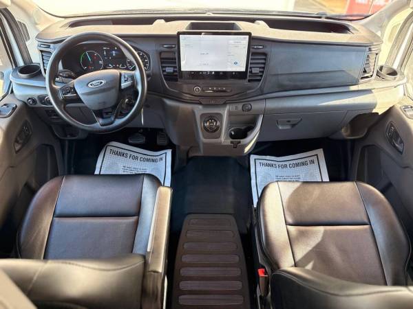2023 Ford E-Transit Electric 350 - Photo 7