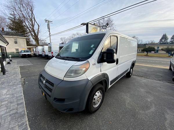 2014 Ram ProMaster 1500 136 WB 3dr 3 dr 3-dr Low Roof Cargo Van - $6,985 (Gaven Commercial Truck Center)63654717302401123