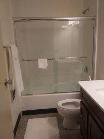 $1,800 / 2br - 730ft2 - Shadyside 2 bedroom - Available Immediately (Shadyside)64013530963714122