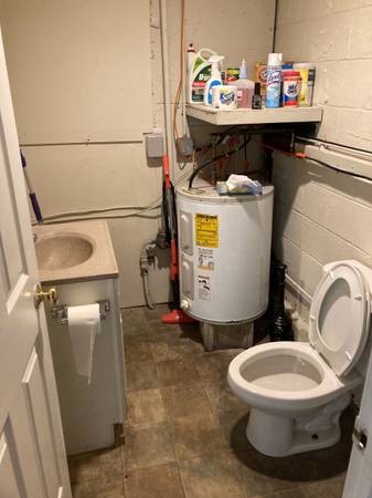 $2,500 / 1050ft2 - WORCESTER-GOLD STAR BLVD  BUSINESS ZONED-FULL RETAIL (GOLD STAR BLVD)63825124045315124