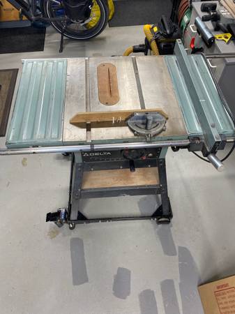 Delta 10” table saw 1