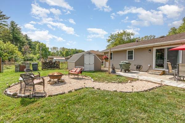 $1 / 3br - 1320ft2 - File 3339  3 bedroom 2 bath ranch with 2.5 car garage (Portgage)64041475740162122