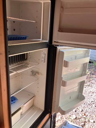 travel trailer 1