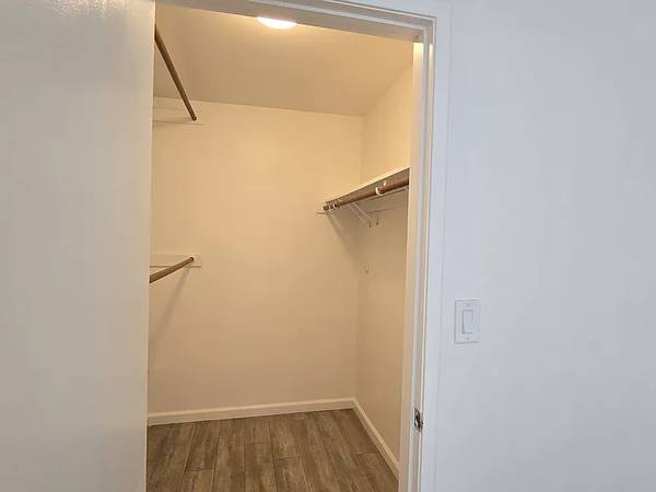 $2,100 / 2br - 850ft2 - Upgraded 2BR/1BA Duplex (Berkeley)63868038163075123