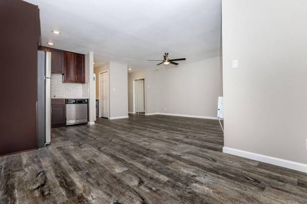 $2,930 / 2br - 975ft2 - Fremont CA, 2B/1.5B, All-electric Kitchen (alameda)63936604195843122