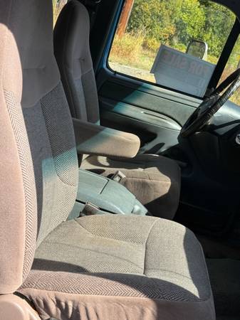 1993 Ford F-250 - Photo 10