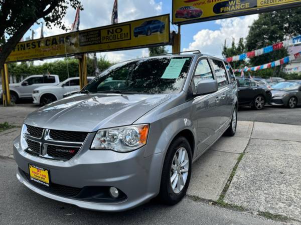 2019 Dodge Grand Caravan SXT - $9,995 (Brooklyn)63654711128451123