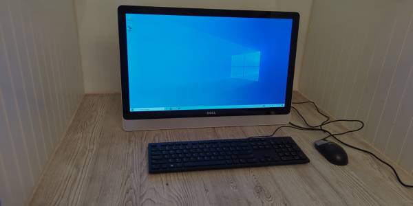 Dell Inspiron 24 24" All-In-One AMD A8-7410 APU 8GB 500GB Touchscreen 1