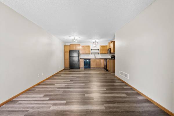 $215,900 / 2br - 1341ft2 - Affordable Town Home in Zimmerman!  REDUCED** (Zimmerman)63797857895427123