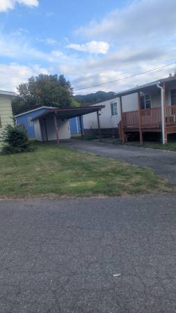 $90,000 / 2br - 812ft2 - Singlewide in 55+ community (South Bellingham)63935321907586121