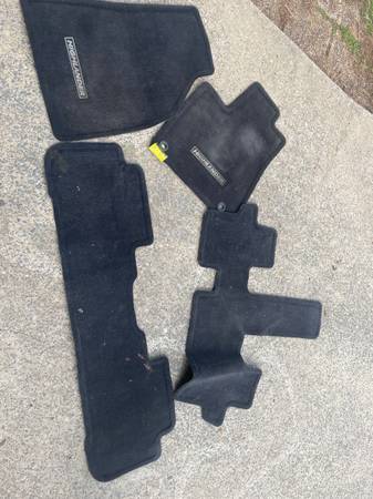 2016-2019 Toyota Highlander mats 1