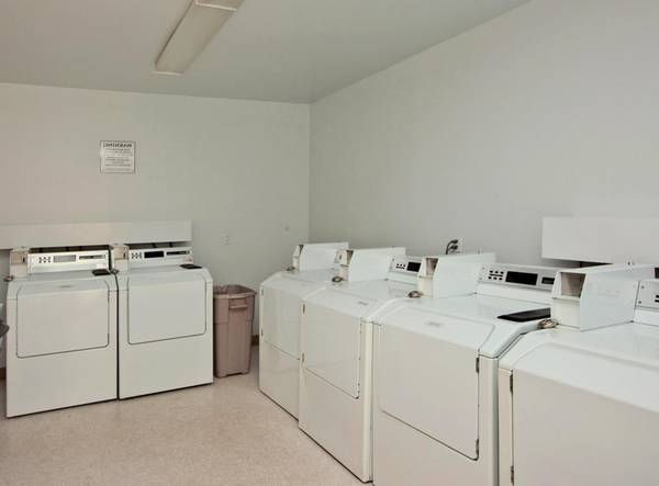 $2,645 / 2br - MES GRATIS AHORA en La Mesa - RECORRA NUESTRA COMUNIDAD - Clima fantástico (La Mesa)63878475164161121