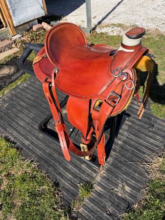 17” Hillison Wade saddle 1